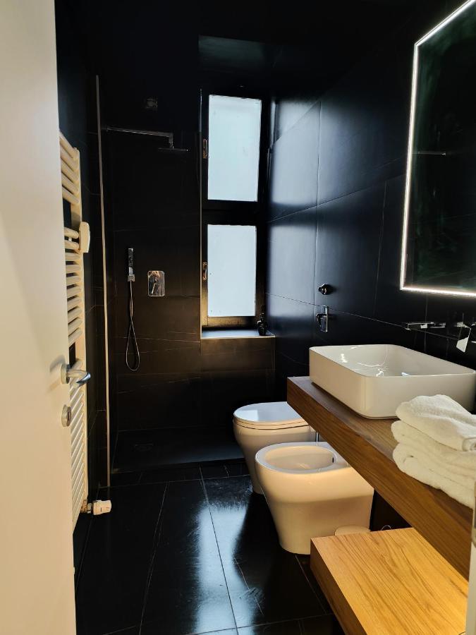 Designed Pop Apartment 2 Bedrooms, 2 Baths In Milan Center - Wifi, Ac, Steps From Subway M1 And M2, Central Station And Airport Connected Ngoại thất bức ảnh